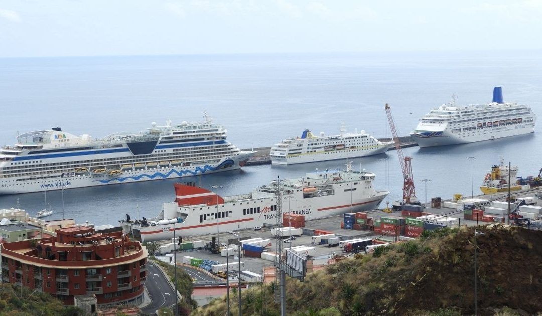 Mejora de la eficiencia energética del puerto de La Palma con una inversión superior a los 400 mil euros